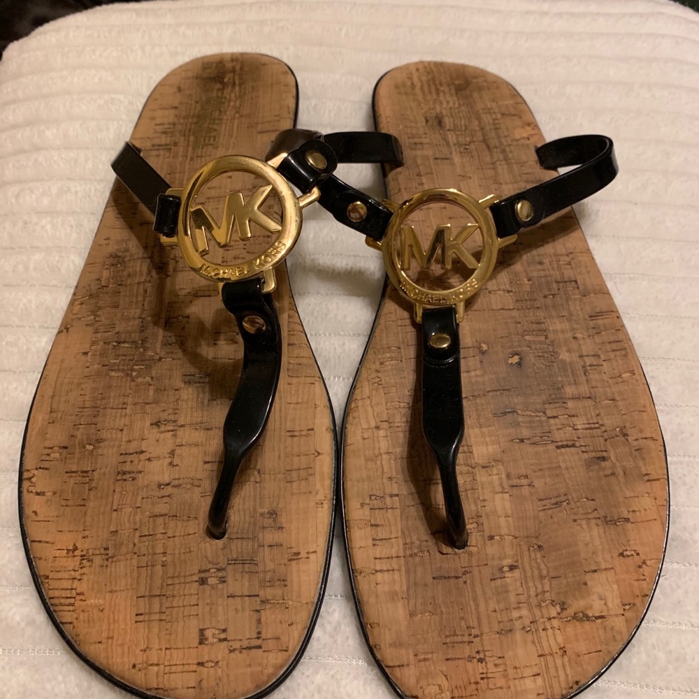 MK Jelly T Strap with MK Charm (size 10M)